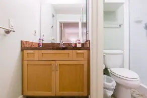Modern 2-bedroom condo in the heart of Downtown San Jose. Walkable to dining, entertainment, and transit—perfect for business travelers, couples, or short-term stays. - Image 2