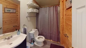 Charming Coyote Ridge Cabin w/ Private Hot Tub - Image 5