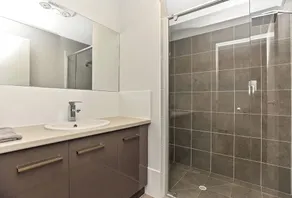 62 Castle Ave - Luxury - Near Beach - No Linen Included - Image 2