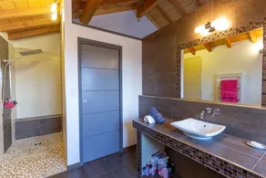 Heated pool, jacuzzi, vineyard views. Walk to restaurant, market, wine tasting. - Image 4