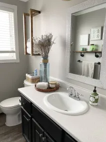 Cozy family home. Min to downtown, beaches, golf, and trails! - Image 4