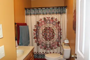VT Football VT and Radford Graduation Rental - Peaceful and private setting - Image 3