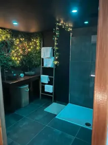 𝐄𝐬𝐜𝐚𝐩𝐞 𝐙𝐞𝐧 Tropical Villa & Private Spa - Image 5