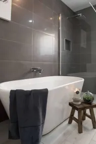Penguin Beach House - seaside getaway - Image 3