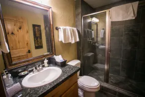 Amazing Mountain Views and Full Kitchen Save 20% on 7 Nights! - Image 5