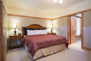 4416 - Two Bedroom Deluxe Creekside Condominiums 2 Condo by RedAwning - Image 5