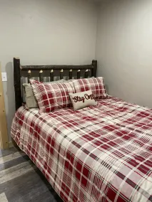 Newly Renovated Cabin -dog friendly - Image 5
