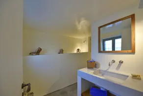 Villa Alma - Large spacious house close to the port - Image 2