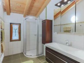 Appartamento con 8 camere da letto per 16 persone - Image 3