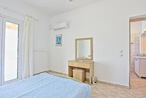 Beach Villa Oneiro - Image 5