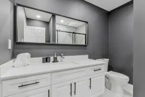 Innisfil Retreat: Hot Tub, Sauna, Pool Table - Image 3