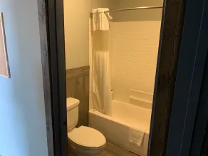 Suite 307 - 1BR Apartment | 1 Bed, 1 Bath - Image 3