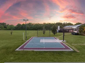 Private Mansion Retreat Basketball Court and More - Image 2