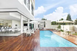 One Hyde Park Luxury Suites - Image 5