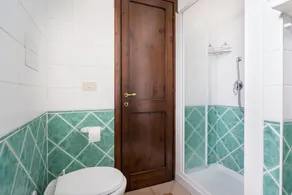 Apartamento 'Appartamento Ginepro 2' con terraza privada, Wi-Fi y aire acondicionado - Image 4