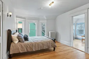 Victorian house in Uptown: Hot Tub, Near the Convention Center, DT and the lakes - Image 4