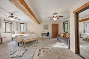 Chalet Cabin Near Rogue River: hiking, hunting, fishing, and rafting. - Image 3