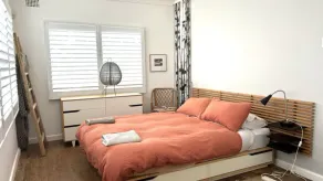 10 Warri Cres, Haustiere erlaubt - Image 2