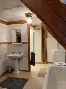 Viva como os senhores do castelo na ala sul renovada! - Image 2