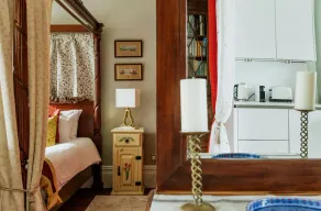 Luxury Suite in Cardiff City Centre + Secure Parking - Image 5