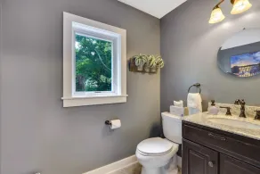 Parfait centre-ville Petoskey sous licence pleine maison de location- BRAND NEW KITCHEN 2018 - Image 5
