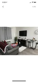 Chic on Main Street apartment near it all! - Image 4