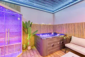 Suite Wood Love & Spa - 4P Sauna et Jacuzzi Privé - Image 3