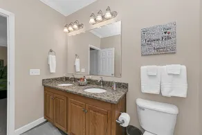 Beautiful, Breathtaking Wren Condo overlooking Toxaway Falls - Image 4