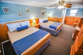 Island Manor Resort - Image 5