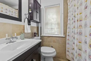 The Nelson - Gorgeous Condo Walkable to the Plaza + Streetcar! - Image 4