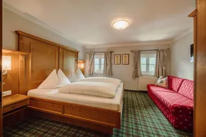 \"Chalet Lerch\" with Mountain Views, Garden, and Wi-Fi - Image 5