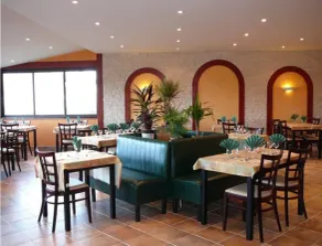 Relais des Cinq Routes - Image 5