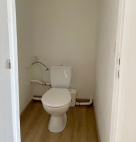 Spacious studio apartment less than 5 minutes from the beaches of the Pink Granite Coast - Image 5