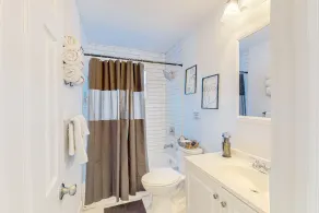 Breezy dog-friendly home near Deerfield Beach with private pool, lawn, fast WiFi - Image 2
