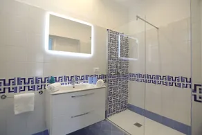 Estate4home - Relais Villa Chiara free parking - Image 3