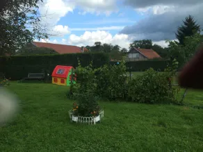 Charmerende bondegård renoveret i Langres land med meget stor have og stald - Image 2