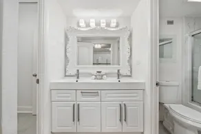 Pool & Direct Beach Access Oceanfront Condo at Roney Palace - Image 5