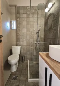 Olive Garden Farmhouse - Image 3