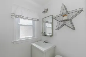 4 chambres 2. 5 salles de bain famille / animaux acceptés Newly Reno cuisine 3 blocs à la plage - Image 3