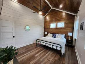 Relax at Sunnyside, 5 min-> shops, Treetop View, HotTub, Games, EV - Image 5