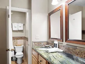 Shadow Ridge 112 | Walk to Lifts | Mountain Views | Kitchen | Fireplace | Pool & Hot Tub | Sauna - Image 4