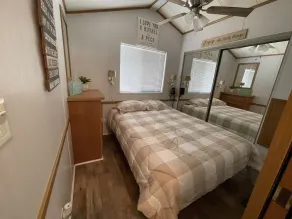 Lakefront Cozy Vacation Rental - Image 5