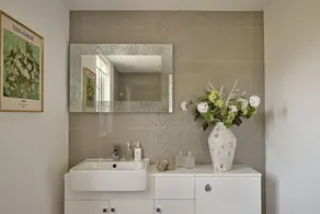 Estate Lodge -  Luxury Cottages - Image 4