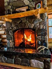 Outstanding Oceanfront Log Home near Acadia National Park - Image 2