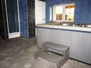 Holiday Home in Libomont With Sauna and Jacuzzi - Image 3