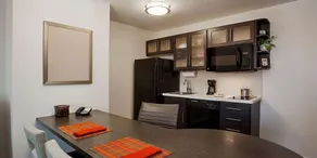 Affordability Meets Comfort! Minutes to Museum of the American Revolution - Image 5
