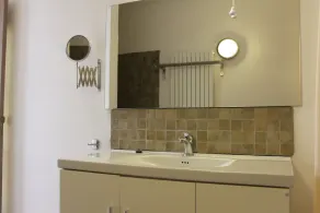 Hermosa casa de campo con piscina privada. Jardín muy espacioso - Image 2