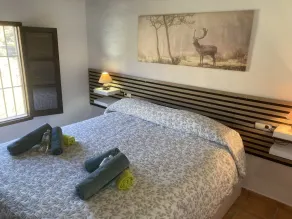 Wunderschön gelegenes Ferienhaus mit privatem Pool - Image 4