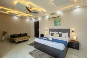ELIVAAS Aarul Farm 4BHK Villa with Pool - Image 2