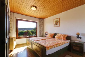 Gemütliche Ferienwohnung für bis zu Vier Personen mit Sonnenterrasse - Image 3